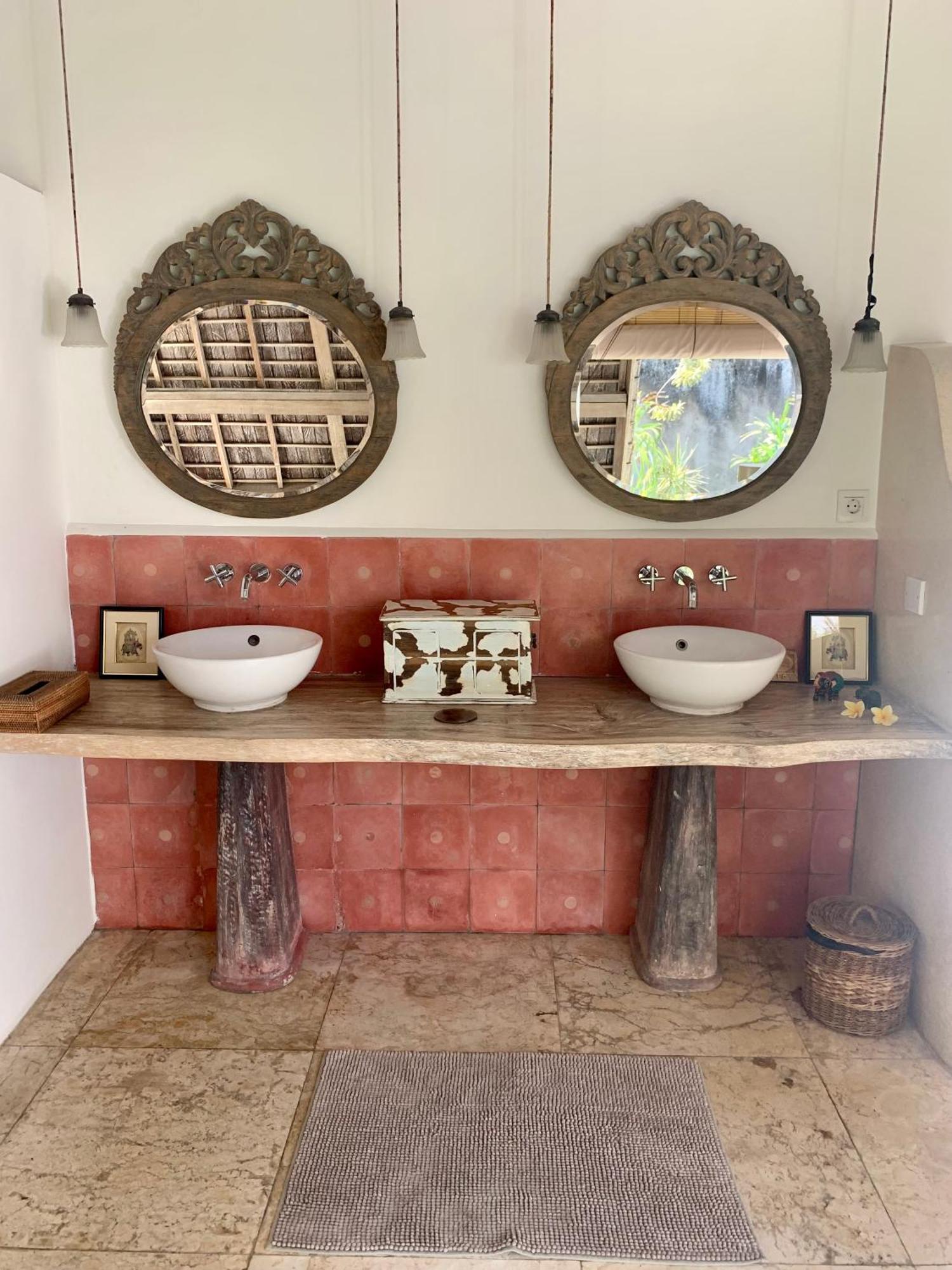 Unique 3Br Villa With Pool 5 Minute Walk To The Pererenan Beach Canggu Exterior foto