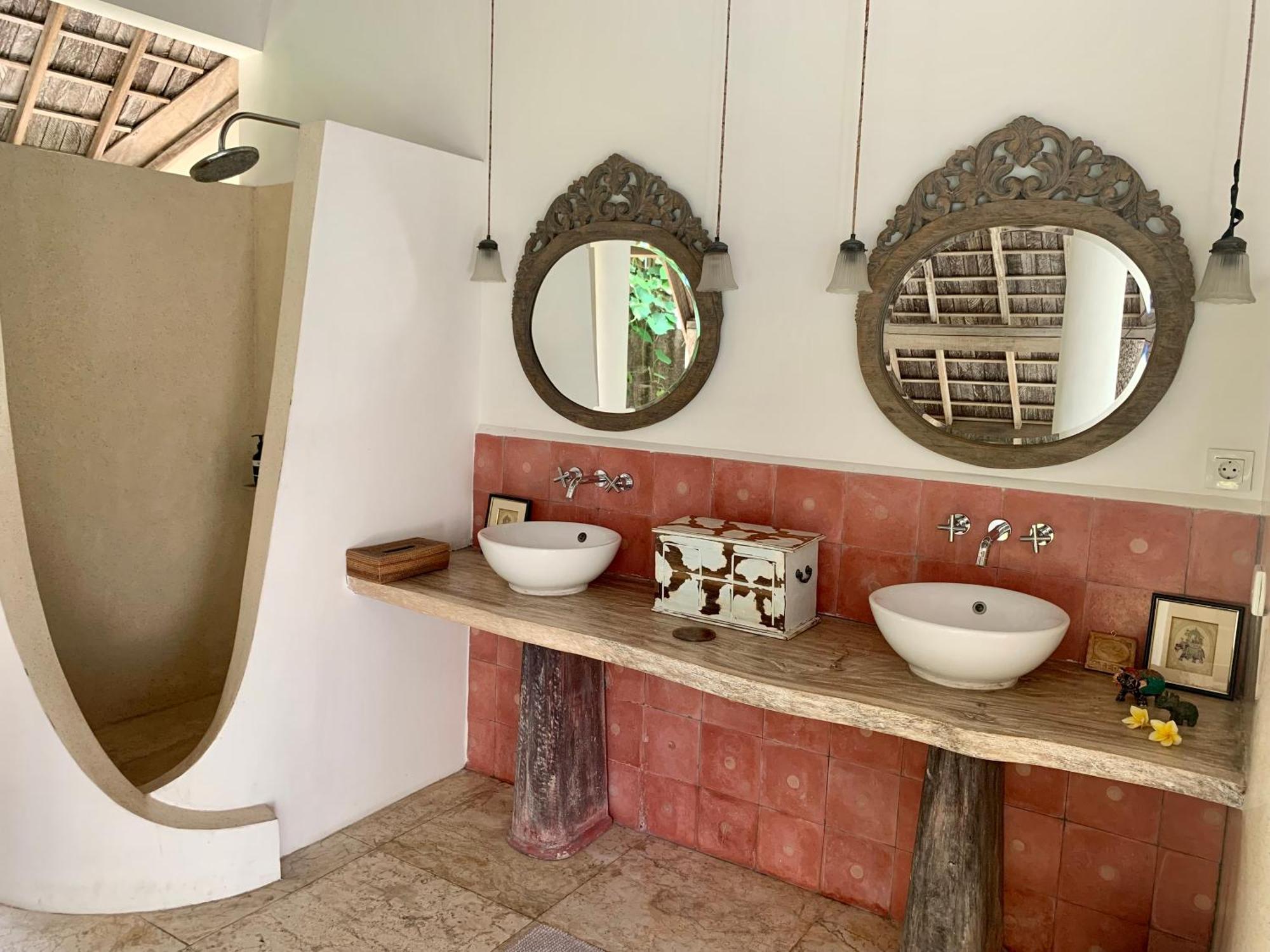 Unique 3Br Villa With Pool 5 Minute Walk To The Pererenan Beach Canggu Exterior foto